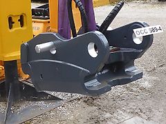 Neuson - Schnellwechsler hydraulisch HS 06 - Bagger: 5002-6003-6503 - Bagger-Identmaße: 50-195-240-195-50 - unten Geräteaufnahme Identmaße: 50-270-430-270-50 - Bagger: 5t-8t