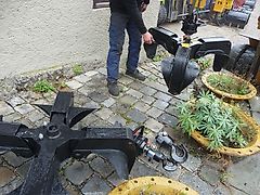 Rock - Greifer/ Polyp-Greifer hydraulisch HPG 1/4 - 3 Arme - Bagger: 1t-4t