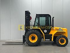 JCB 940