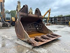 Liebherr 1800 mm/ R 974 Li