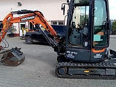 Doosan DX27Z-7