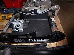 Oilquick - SW-Adapterplatte OQ 65 orig. - für Schwenkschaufel, bestückt auf Kundenwunsch - Bohrung auf Kundenwunsch - SW-Identmaße: 65-440-530-440-65 - Bagger: 14t-22t